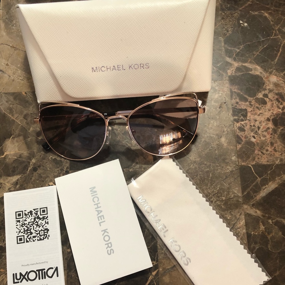 SOLDDDDDDDD MICHAEL KORS NWT